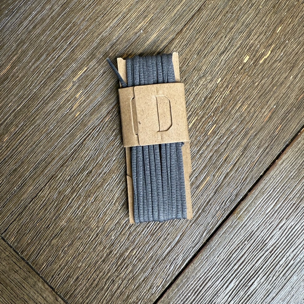 Original On Cloud Dark Gray Speed Laces - Picture 2 of 2